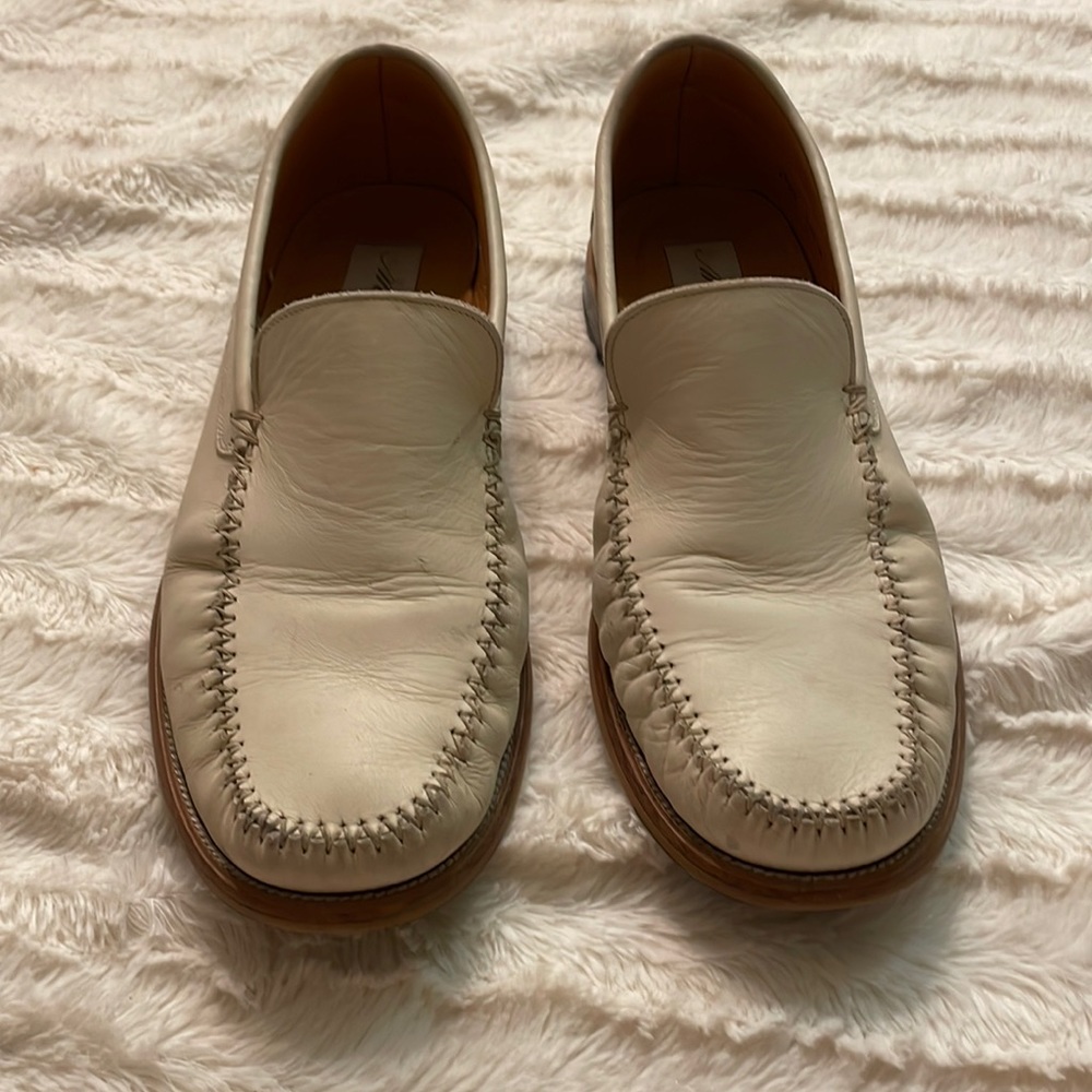 Mezlan moccasin bone  size 9 m hand made in Spain